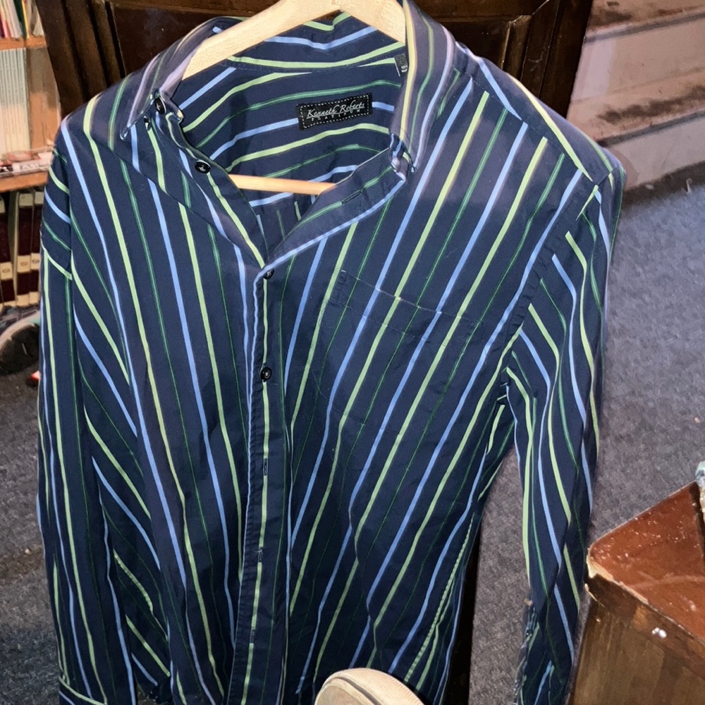 Ken Roberts medium dress shirt